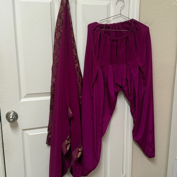 Pakistani Indian Yellow and Purple Embroidered Kurta Set - Picture 8 of 9